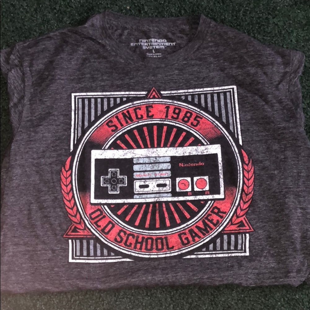 1985 Nintendo gaming shirt